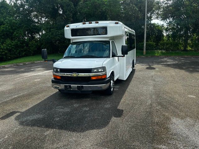 2012 Chevrolet Express Shuttle Bus 13 Passenger RWD 4500 159 - 22042307 - 29