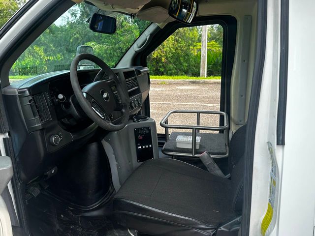 2012 Chevrolet Express Shuttle Bus 13 Passenger RWD 4500 159 - 22042307 - 30