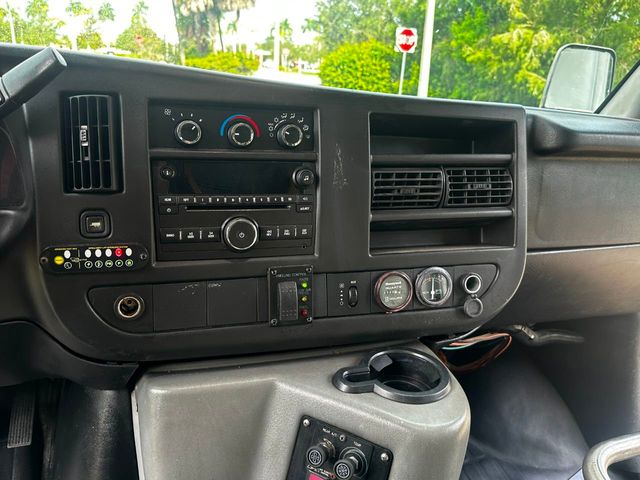 2012 Chevrolet Express Shuttle Bus 13 Passenger RWD 4500 159 - 22042307 - 32