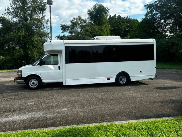2012 Chevrolet Express Shuttle Bus 13 Passenger RWD 4500 159 - 22042307 - 5