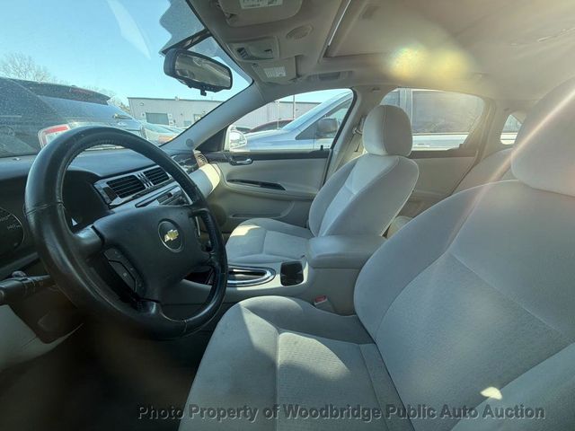 2012 Chevrolet Impala 4dr Sdn LT - 22979830 - 5