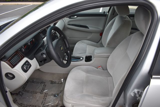 2012 Chevrolet Impala 4dr Sdn LT - 23009028 - 21