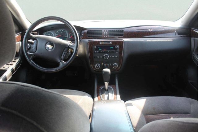 2012 Chevrolet Impala 4dr Sedan LT - 23001758 - 5