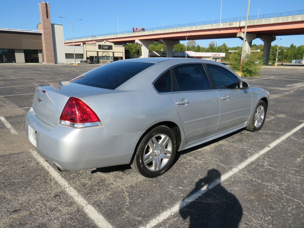 2012 Chevrolet Impala 4dr Sedan LT - 22623284 - 5