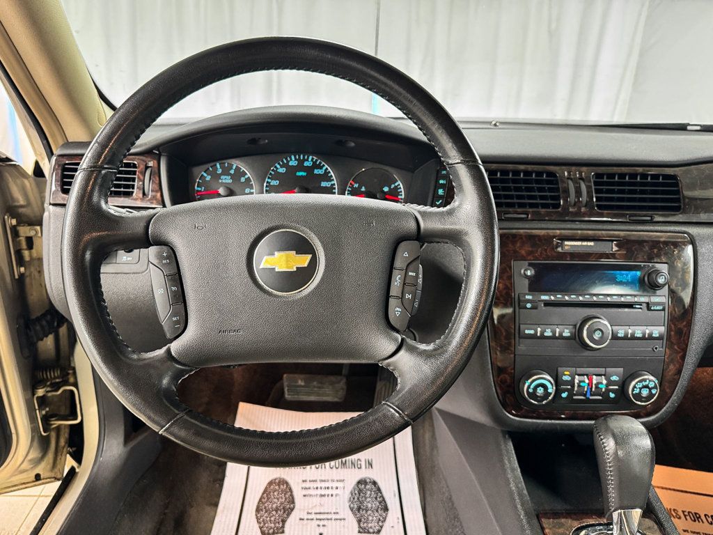 2012 Chevrolet Impala LTZ - 22990354 - 12