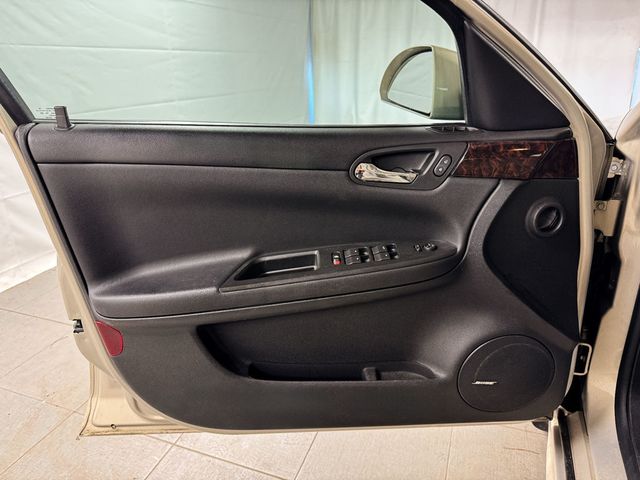 2012 Chevrolet Impala LTZ - 22990354 - 13