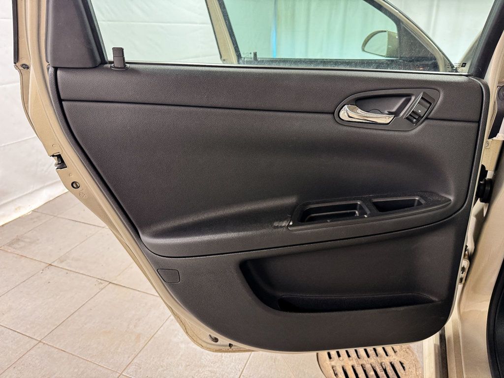 2012 Chevrolet Impala LTZ - 22990354 - 14