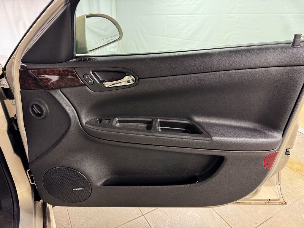 2012 Chevrolet Impala LTZ - 22990354 - 16