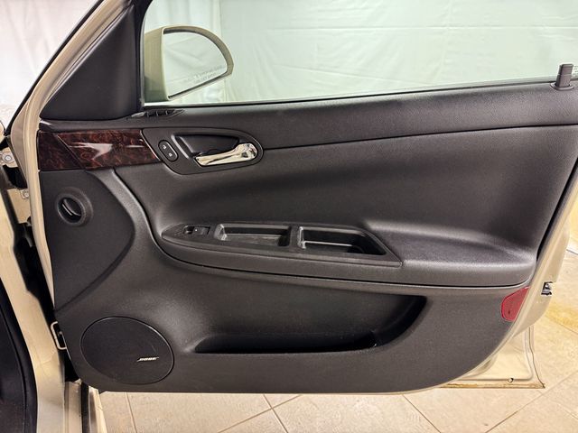 2012 Chevrolet Impala LTZ - 22990354 - 16