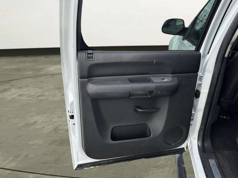 2012 Chevrolet Silverado 1500 4WD Crew Cab 143.5" LT - 22974788 - 13