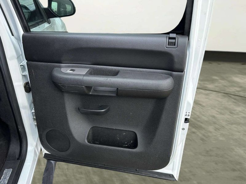 2012 Chevrolet Silverado 1500 4WD Crew Cab 143.5" LT - 22974788 - 18