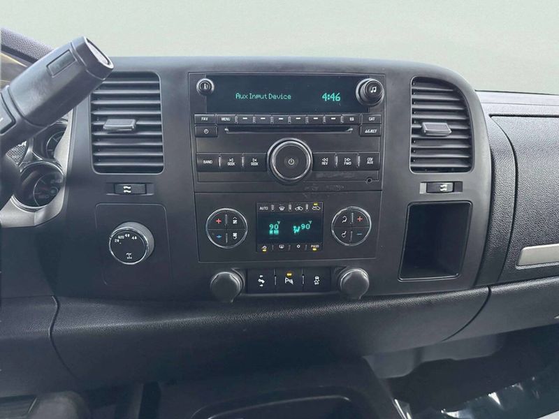 2012 Chevrolet Silverado 1500 4WD Crew Cab 143.5" LT - 22974788 - 28