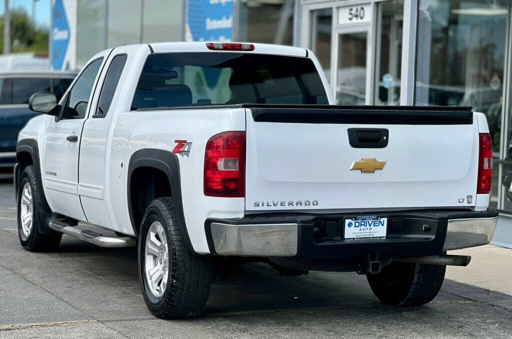 2012 Chevrolet Silverado 1500 4WD Ext Cab 143.5" LT - 22909385 - 24