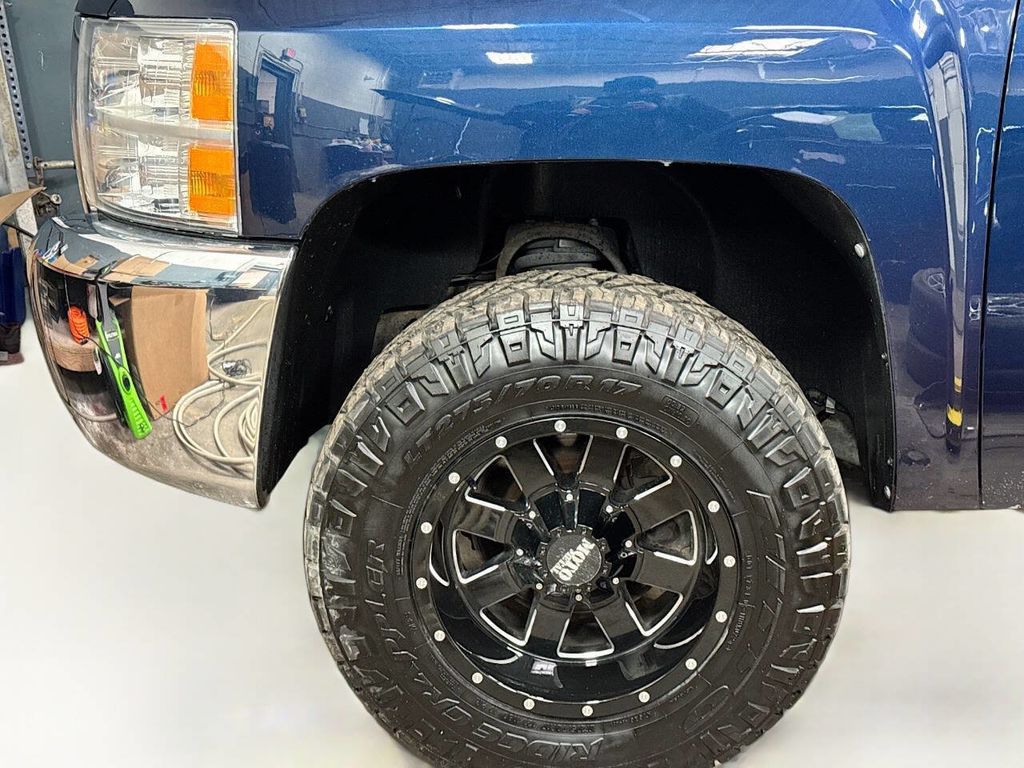 2012 Chevrolet Silverado 1500 4x4 Pickup - Clean Title - Lifted & Loaded - 22952393 - 10