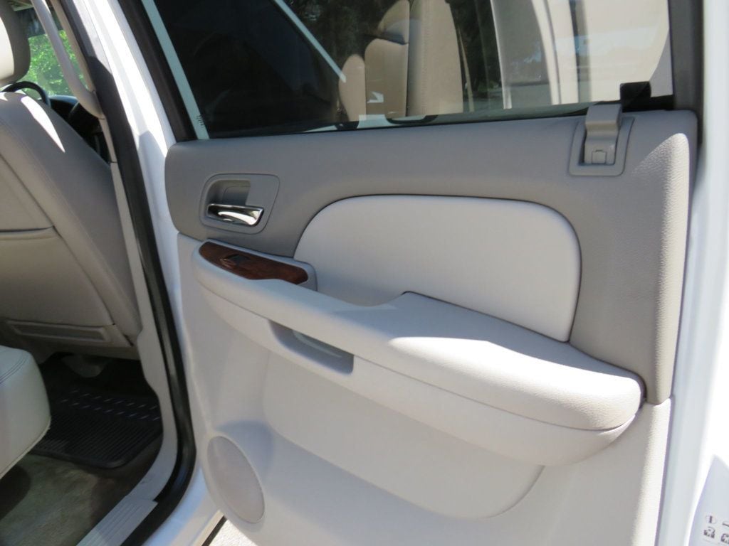 2012 Chevrolet Silverado 2500HD 4WD Crew Cab 153.7" LTZ - 22841512 - 9