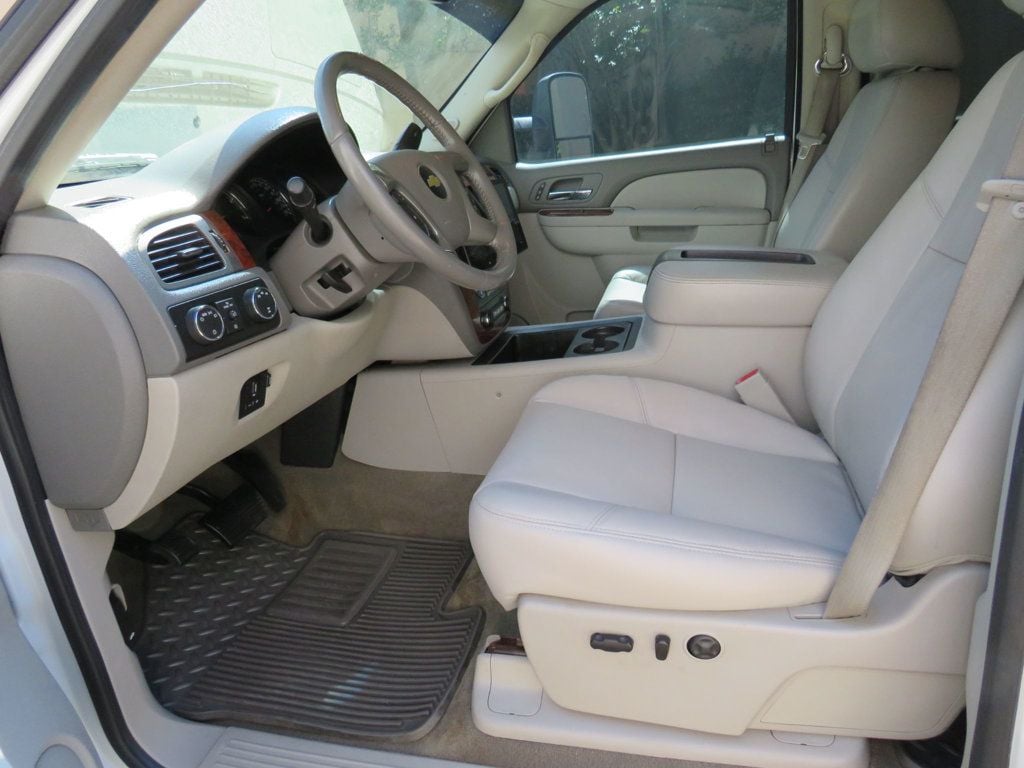 2012 Chevrolet Silverado 2500HD 4WD Crew Cab 153.7" LTZ - 22841512 - 12