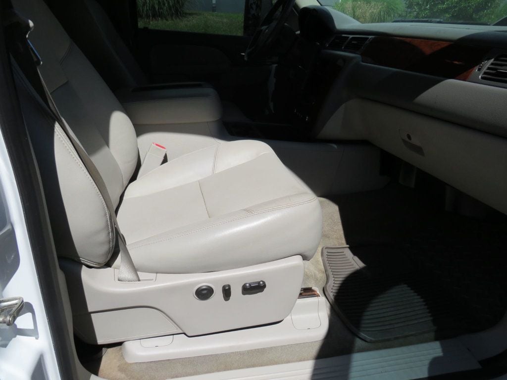 2012 Chevrolet Silverado 2500HD 4WD Crew Cab 153.7" LTZ - 22841512 - 6