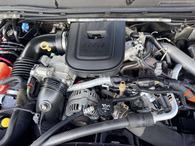 2012 Chevrolet Silverado 3500HD LT 4x4 4dr Crew Cab LB DRW - 23045394 - 11