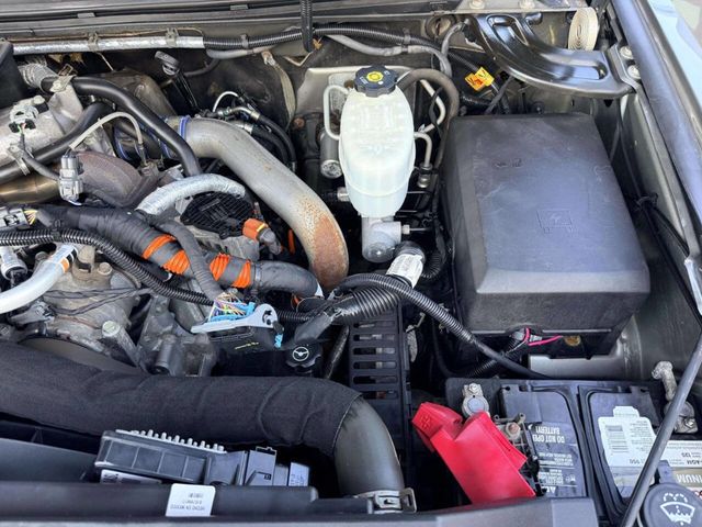2012 Chevrolet Silverado 3500HD LT 4x4 4dr Crew Cab LB DRW - 23045394 - 14