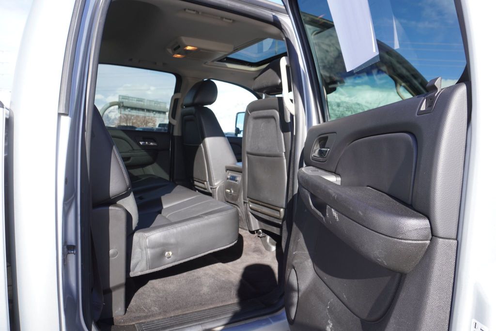 2012 Chevrolet Silverado 3500HD LTZ - 23004305 - 23