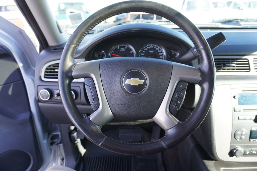 2012 Chevrolet Silverado 3500HD LTZ - 23004305 - 30