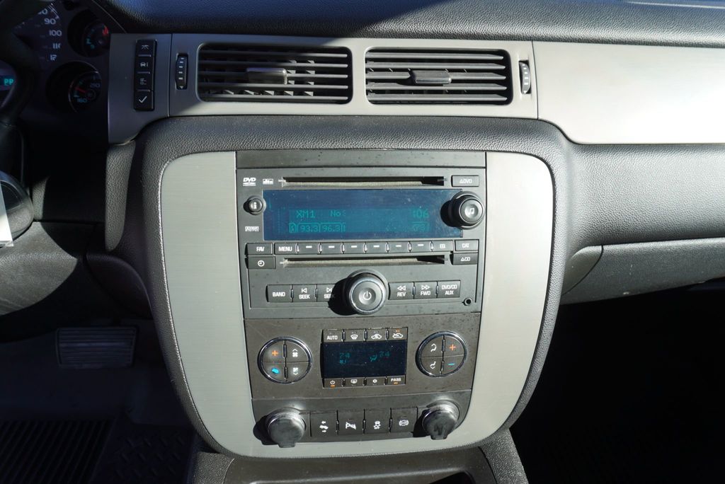 2012 Chevrolet Silverado 3500HD LTZ - 23004305 - 32