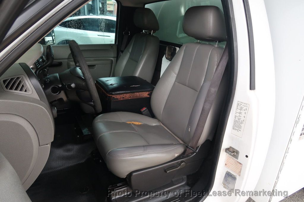 2012 Chevrolet Silverado 3500HD Silverado 3500 2WD Reg Cab Enclosed Utliity Ladder Rack  - 23073139 - 10