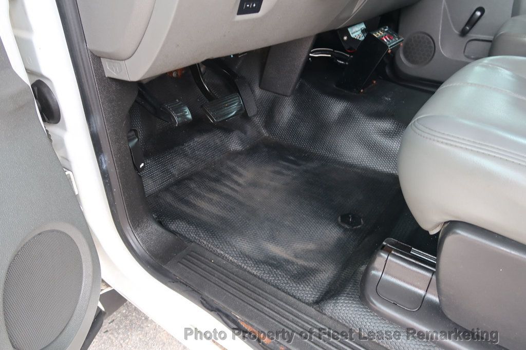 2012 Chevrolet Silverado 3500HD Silverado 3500 2WD Reg Cab Enclosed Utliity Ladder Rack  - 23073139 - 11