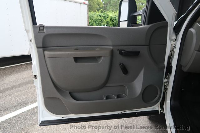 2012 Chevrolet Silverado 3500HD Silverado 3500 2WD Reg Cab Enclosed Utliity Ladder Rack  - 23073139 - 12