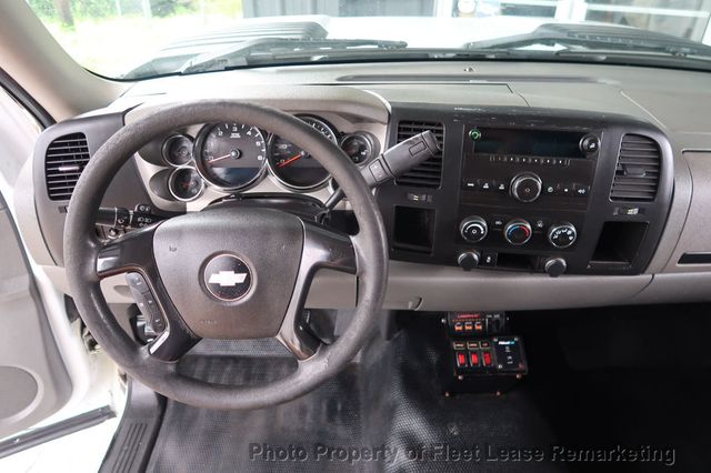2012 Chevrolet Silverado 3500HD Silverado 3500 2WD Reg Cab Enclosed Utliity Ladder Rack  - 23073139 - 19