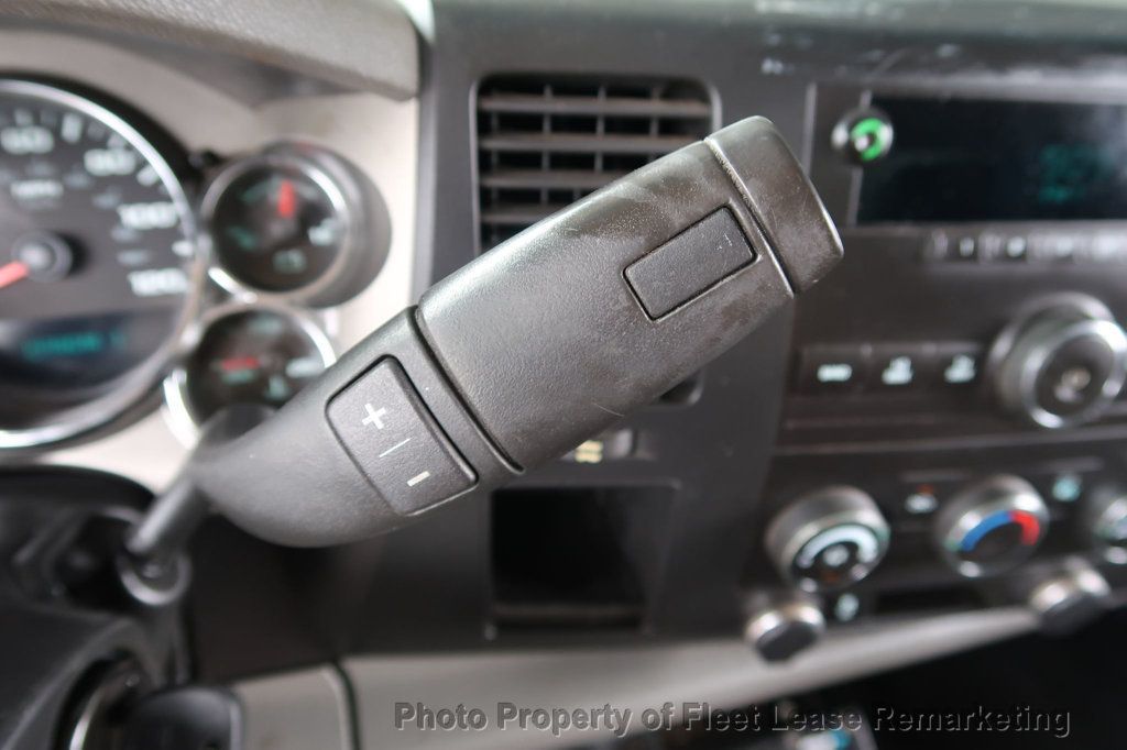 2012 Chevrolet Silverado 3500HD Silverado 3500 2WD Reg Cab Enclosed Utliity Ladder Rack  - 23073139 - 23