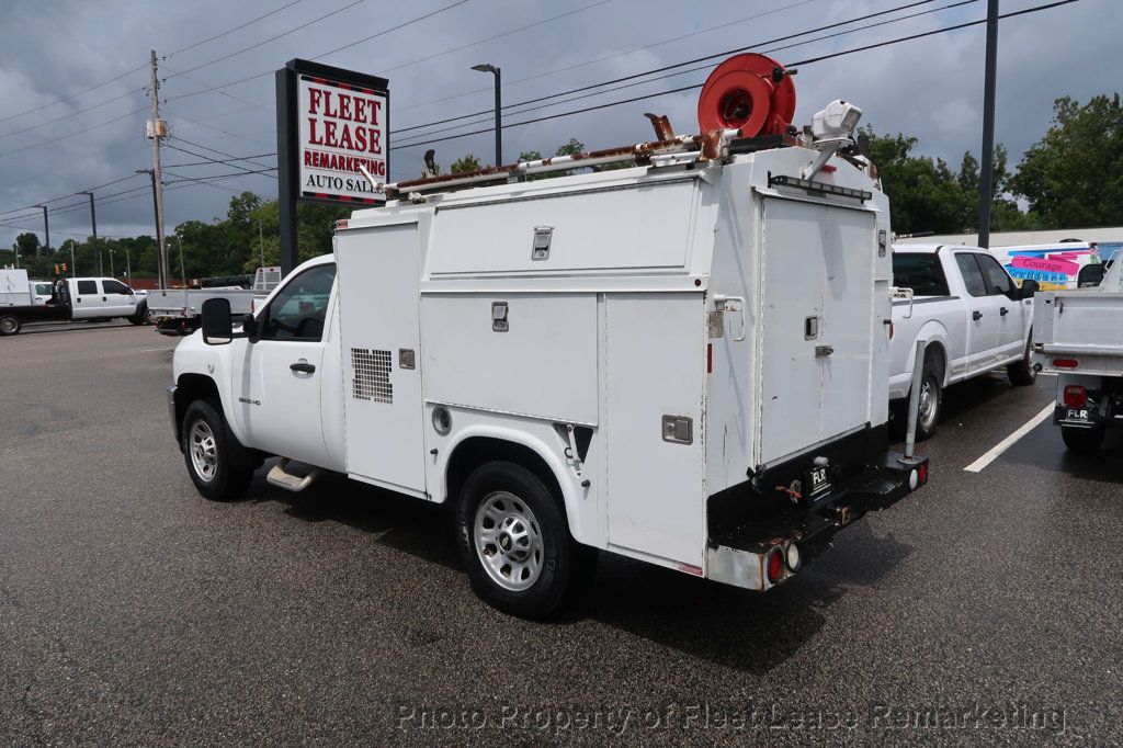 2012 Chevrolet Silverado 3500HD Silverado 3500 2WD Reg Cab Enclosed Utliity Ladder Rack  - 23073139 - 2