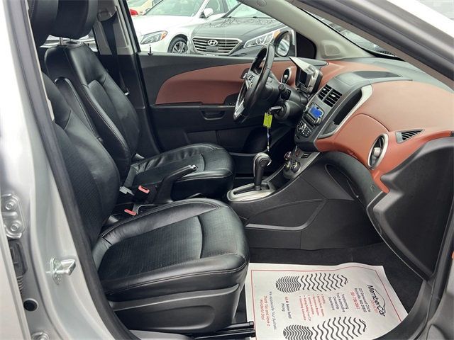 2012 Chevrolet Sonic 5dr Hatchback LTZ 2LZ - 22973821 - 16