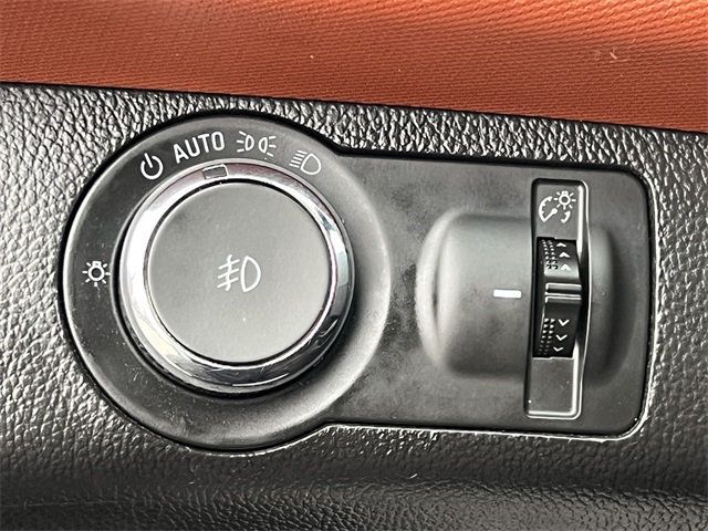 2012 Chevrolet Sonic 5dr Hatchback LTZ 2LZ - 22973821 - 18