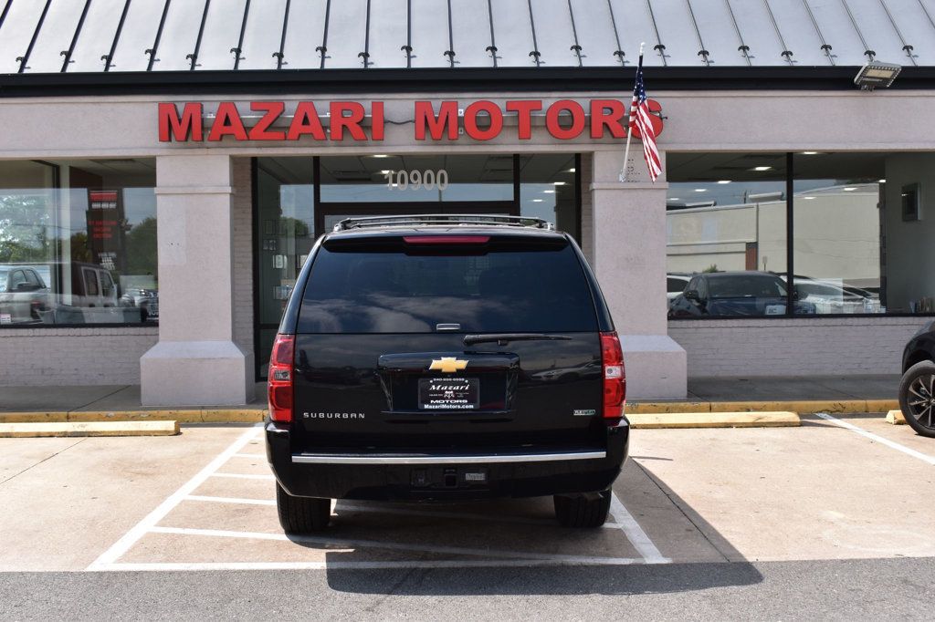 2012 Chevrolet Suburban 4WD 4dr 1500 LTZ - 23069846 - 9
