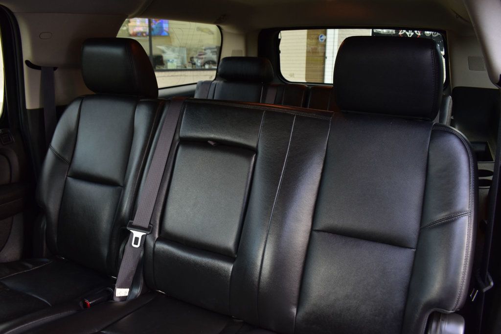 2012 Chevrolet Suburban 4WD 4dr 1500 LTZ - 23069846 - 20
