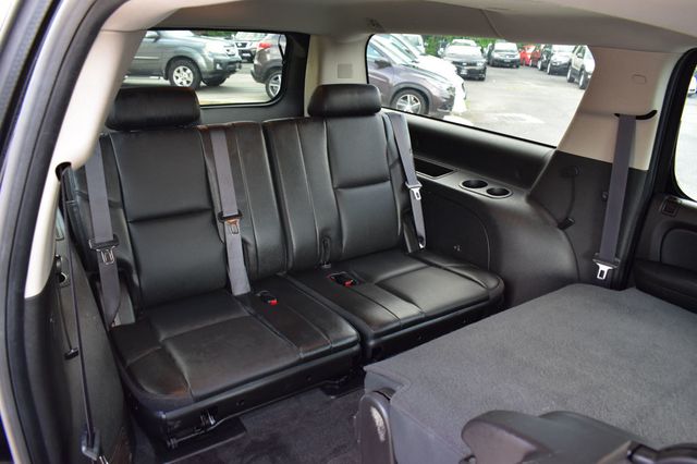 2012 Chevrolet Suburban 4WD 4dr 1500 LTZ - 23069846 - 27