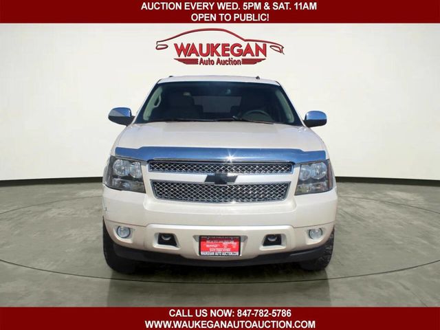 2012 Chevrolet Suburban 4WD 4dr 1500 LTZ - 23000007 - 1
