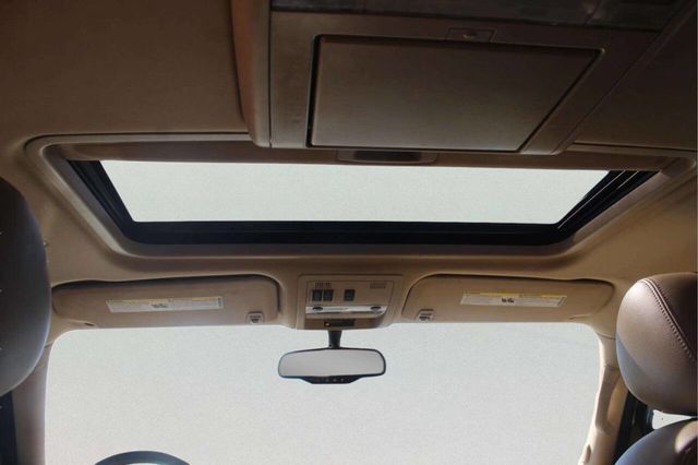 2012 Chevrolet Suburban 4WD 4dr 1500 LTZ - 23000007 - 8