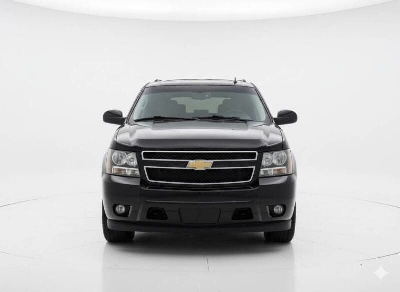 2012 Chevrolet Suburban LT 4x4 4dr SUV - 22913925 - 1
