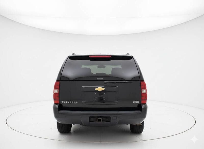 2012 Chevrolet Suburban LT 4x4 4dr SUV - 22913925 - 5