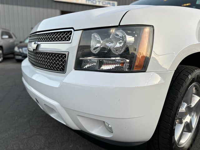 2012 Chevrolet Tahoe LT 4x4 4dr SUV - 22877007 - 32