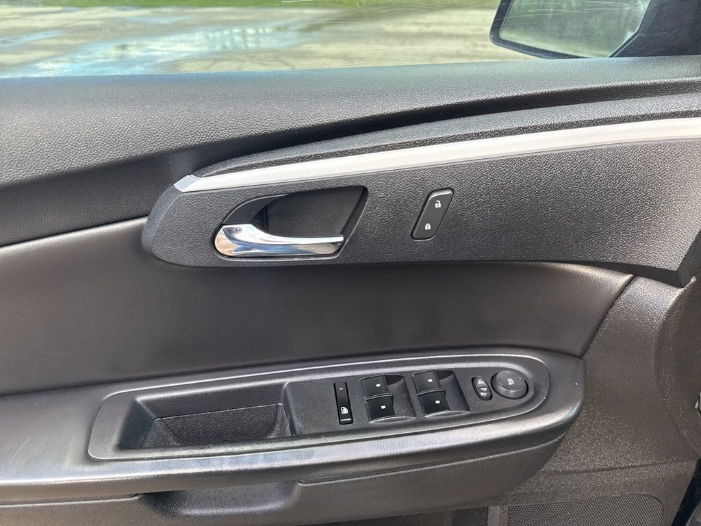 2012 Chevrolet Traverse AWD 4dr LT w/1LT - 23014550 - 10