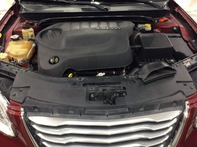 2012 Chrysler 200 Limited photo 26