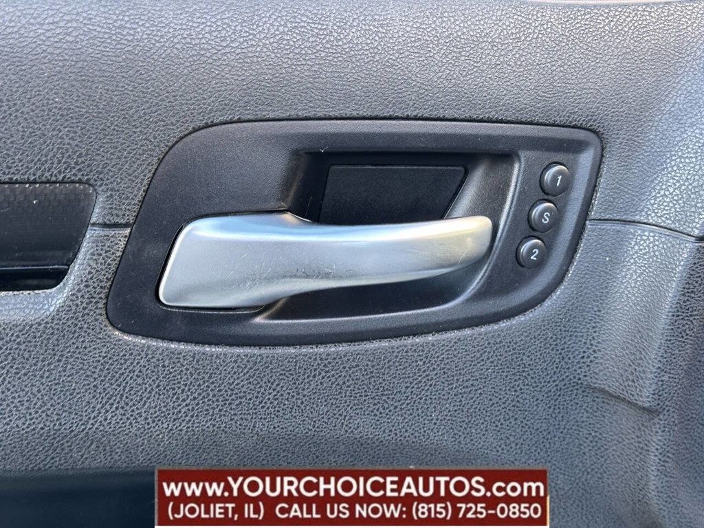 2012 Chrysler 300 4dr Sedan V6 300S RWD - 22799927 - 9