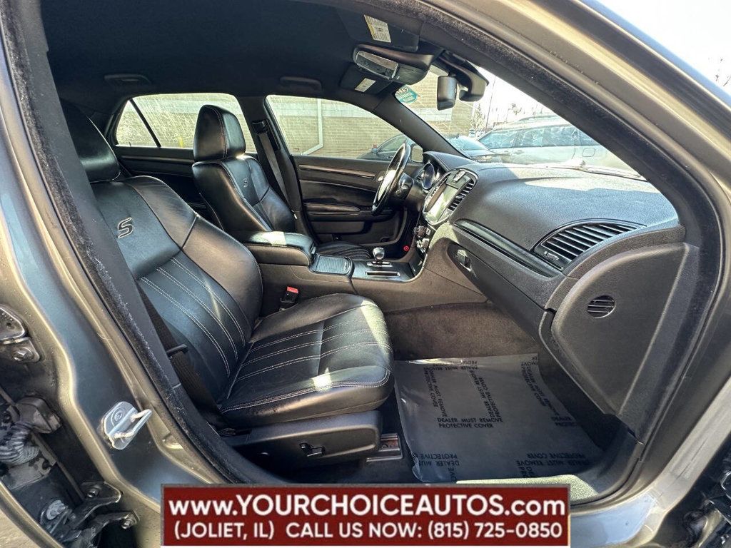 2012 Chrysler 300 4dr Sedan V6 300S RWD - 22799927 - 20