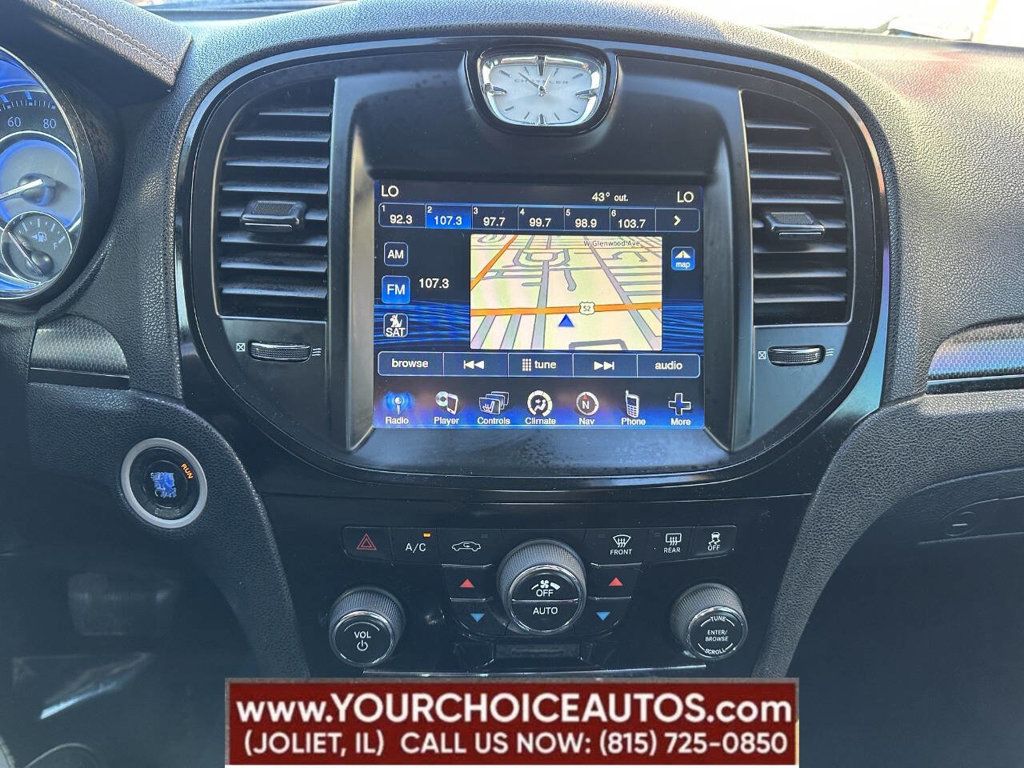 2012 Chrysler 300 4dr Sedan V6 300S RWD - 22799927 - 30