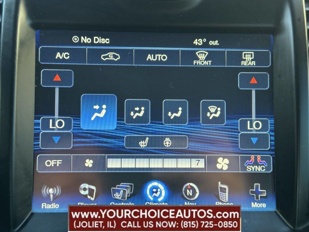 2012 Chrysler 300 4dr Sedan V6 300S RWD - 22799927 - 33