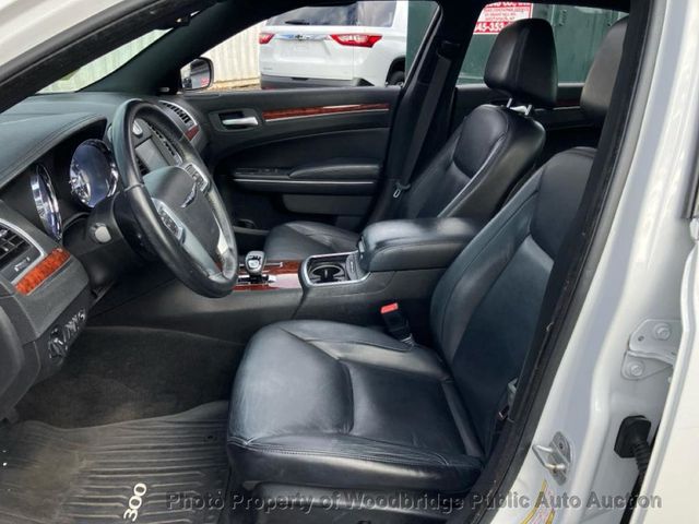 2012 Chrysler 300 4dr Sedan V6 Limited AWD - 22949916 - 5