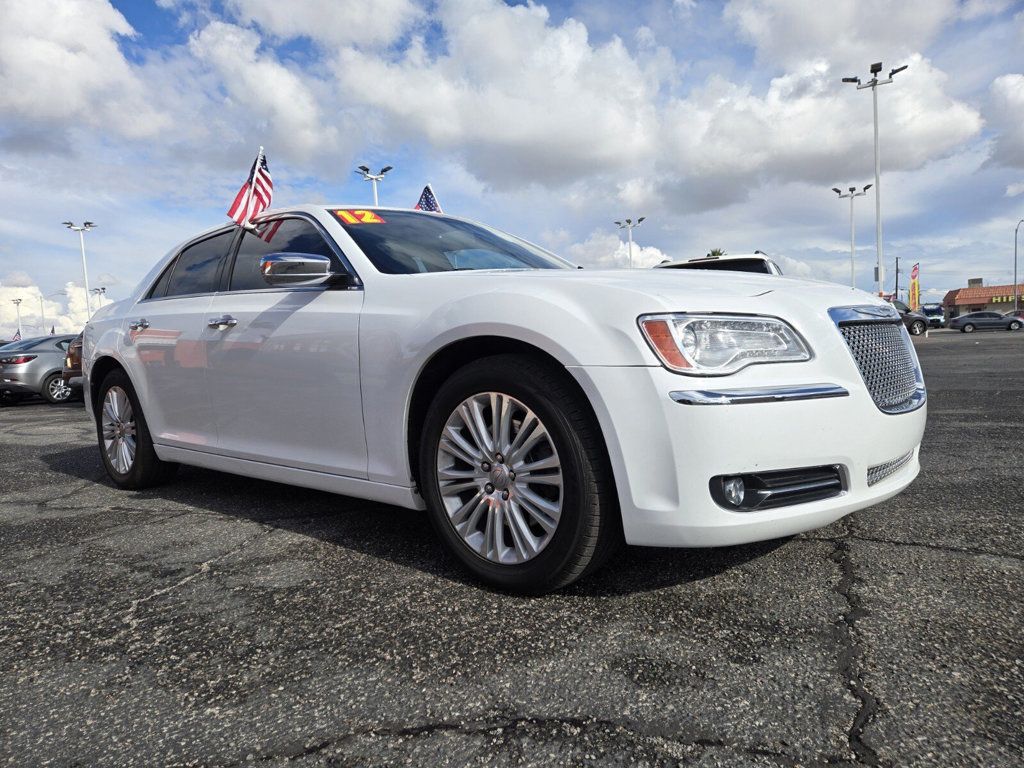 2012 Chrysler 300 Limited photo 4